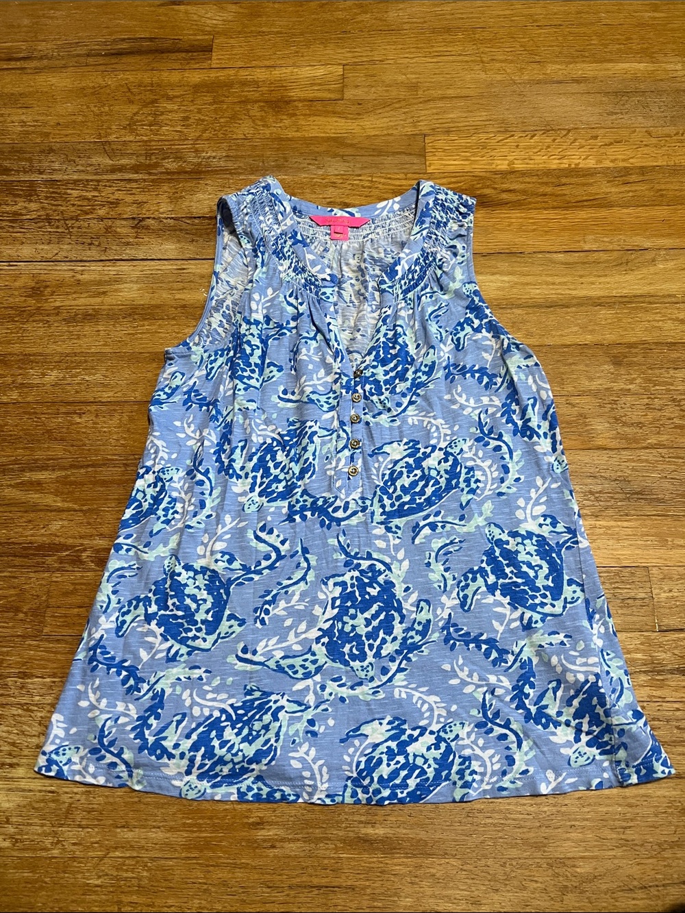 Lilly Pulitzer Essie Smocked Tank Top Turtle Print size small